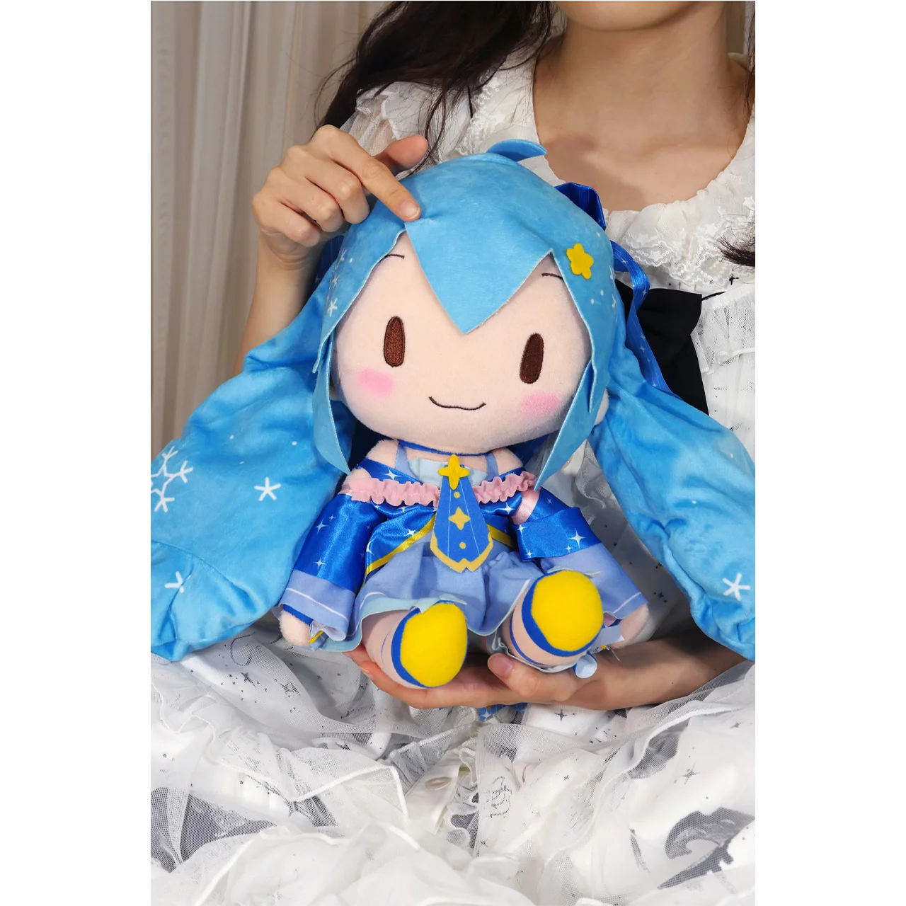 

Оригинальная плюшевая кукла 27 см в стиле аниме Vocaloid Hatsune Miku Snow Miku Kawaii 2021 Sp, мультяшная плюшевая кукла, милые игрушки для девочек, подарки