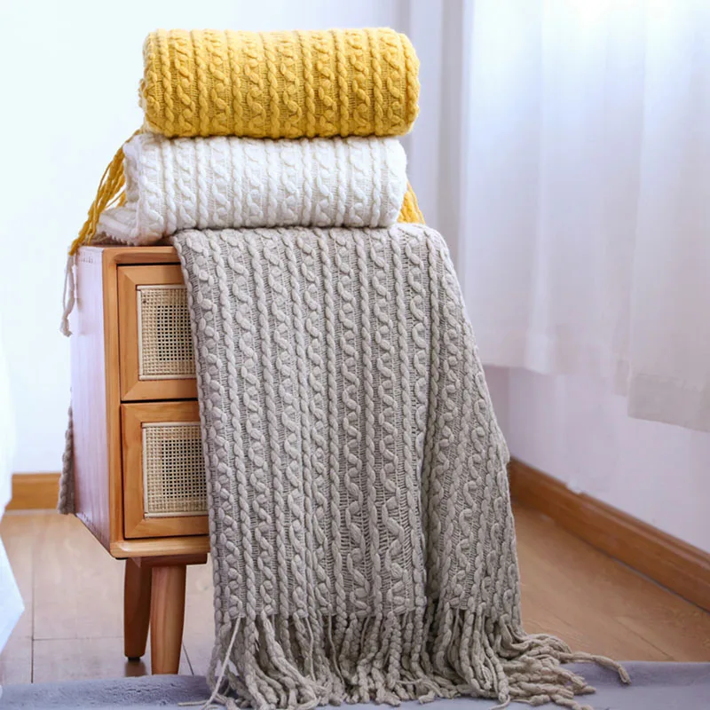 

Nordic Knitted Blanket Travel Airplane Throw Blanket with Tassel Plaid on the Sofa Grey Beige Thread Blanket 127x170cm/127x220cm