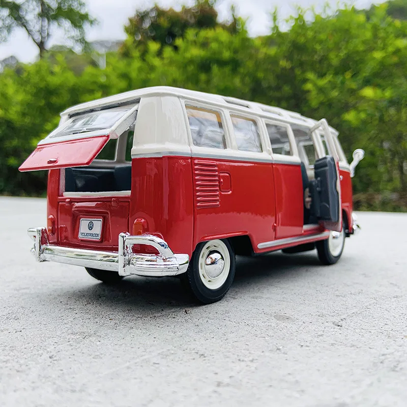 Моделирование Maisto 1:25 Volkswagen VAN SAMBA литье под давлением модель автомобиля из сплава