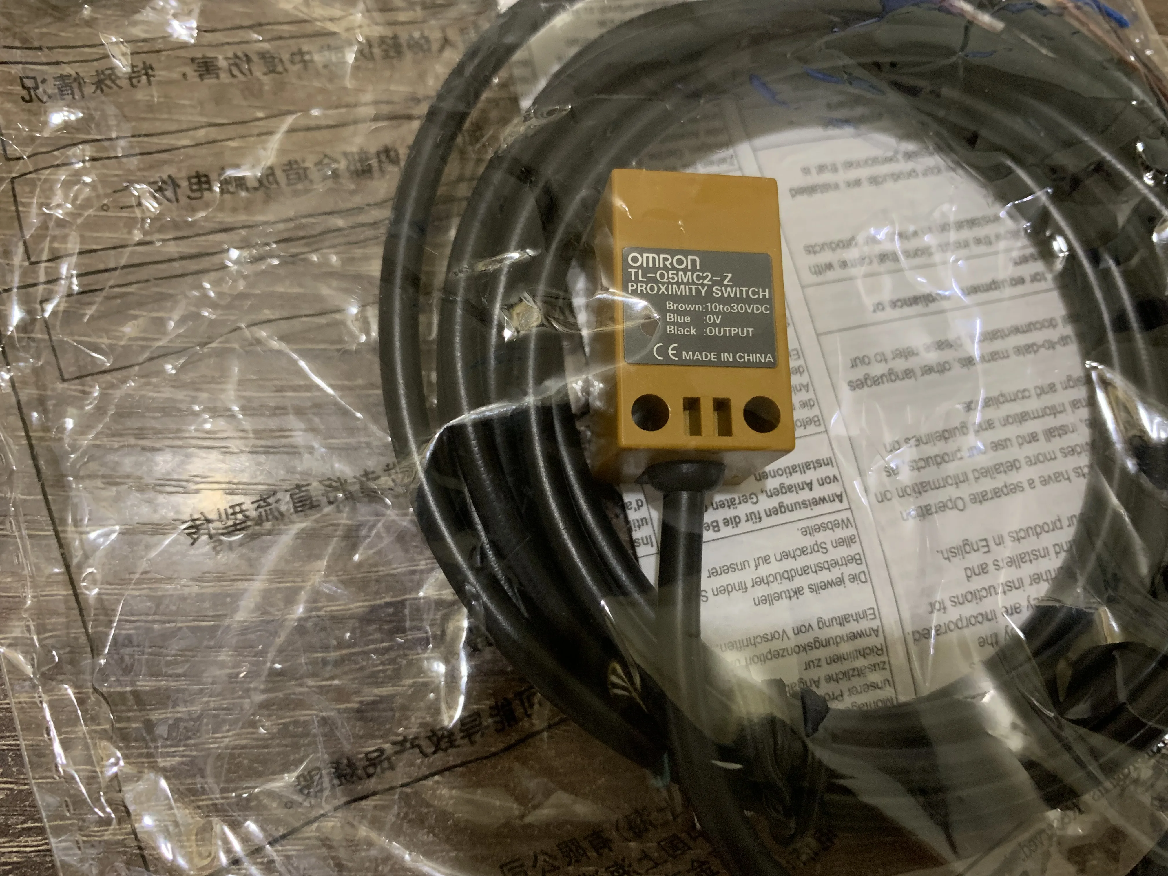 

Оригинальный квадратный датчик приближения Omron TL-Q5MC2-Z/TL-Q5MB2-Z