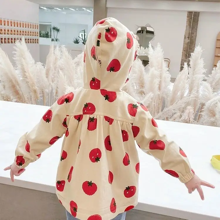 

2021 Girls Spring Autumn New Coat Loose Fashionable Windbreaker Primary School Students Cute Fashion Fruit Pattern Baby Coat