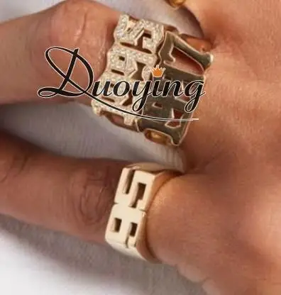 Duoying 1995 кольцо с номером и именем мужское на заказ циркониевое