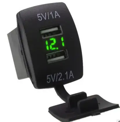 Автомобильное зарядное устройство с двумя USB портами и цифровым дисплеем 5 В/3 1 А| |