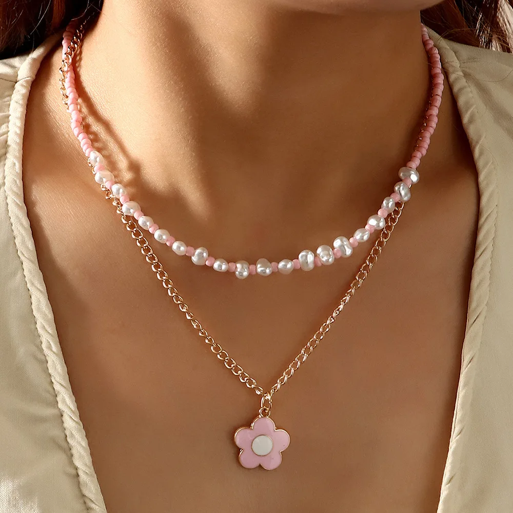 

Simple Temperament Pink Flower Rice Bead White Special-Shaped Imitation Pearl Pendant Necklace Women Neck Clavicle Chain Jewelry