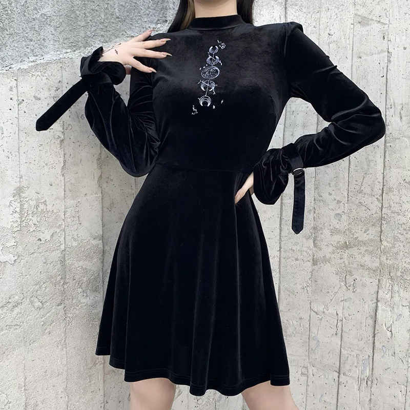 Черное бархатное крутое женское Плиссированное мини платье Goth осень 2021 женские