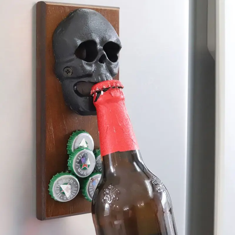 

Skull Shaped Magnetic Wine Bottle Opener Wall Mounted Cap Beer Openers Vintage Fridge Sticker Kitchen Tools