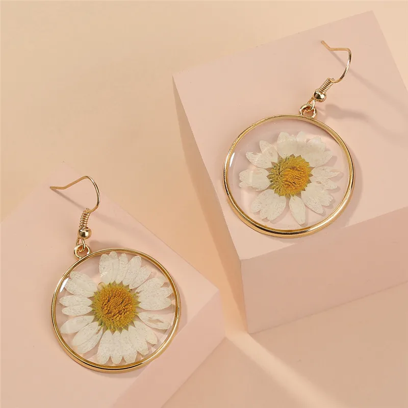 

Dried Flower Daisy Transparent Resin Drop Earrings For Women Girls Fashion Dangle Earrings Party Jewelry Gift