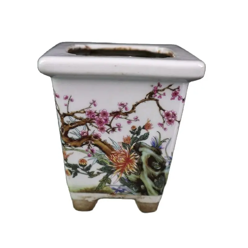 

Republic of China famille rose flower pattern square flower pot 3 Jingdezhen porcelain home decoration ornaments