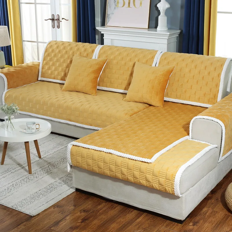 Противогрязный чехол для дивана твердый плюшевый нескользящий в гостиную
