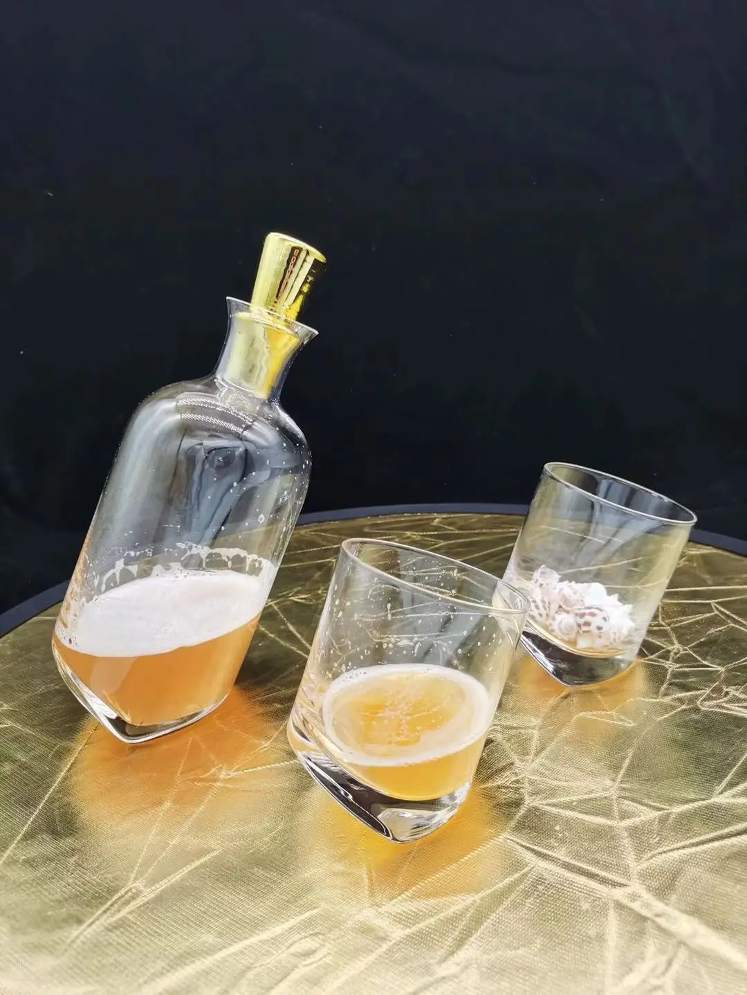 

European style modern creative inclined stand type crystal glass decanter model room wine glass handicraft display