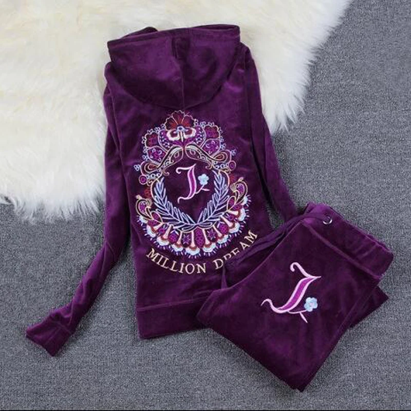 

Spring / Fall / 2021 Women'S Brand Velvet Fabric Tracksuits Velour Suit Women Track Suit Hoodies And Pants