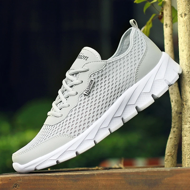 

2021 Men Casual Shoes Summer Breathable Mesh Sneakers Lace Up Soft Sport Walking Men Flats Couple Shoes Plus Size