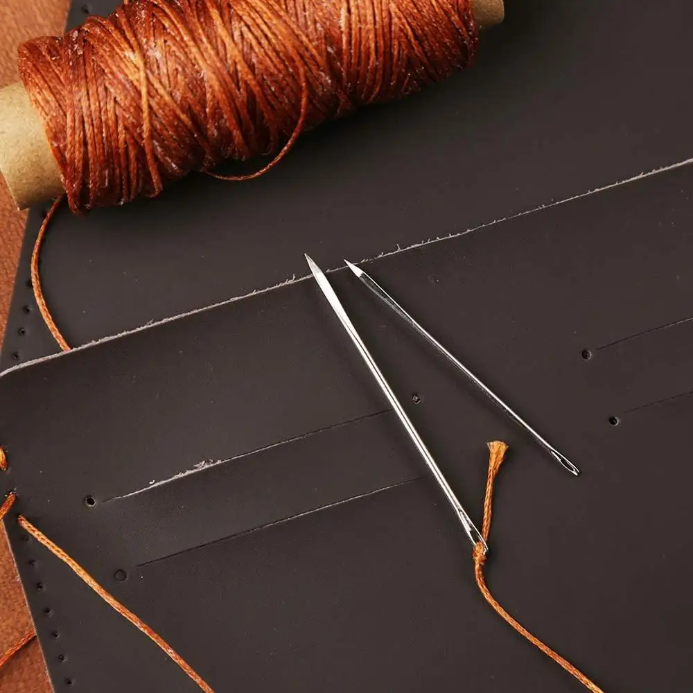 

LMDZ 10 pcs 2 Sizes Professional Leather Large-Eye Stitching Needles in Clear Storage Tube with Sewing Thimble Accessories