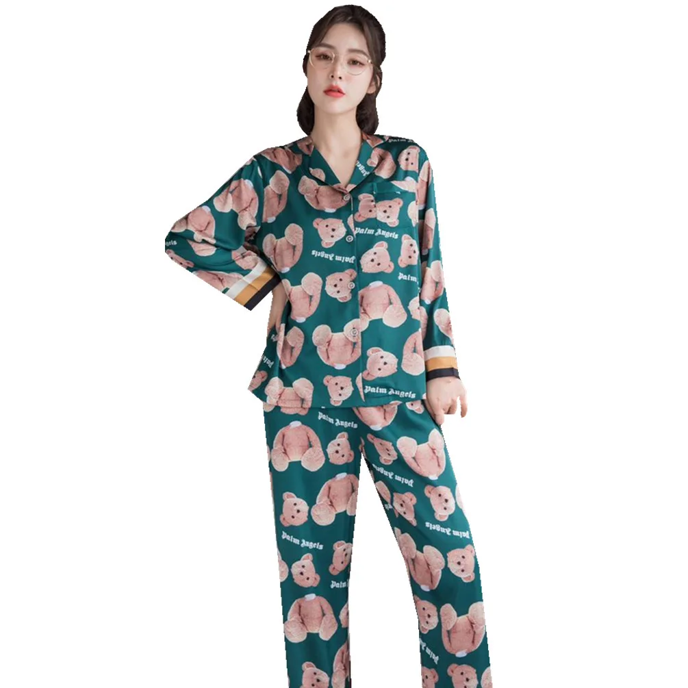 

Autumn 2021 women's new set ice silk home clothes comfortable cute bear thin pajamas