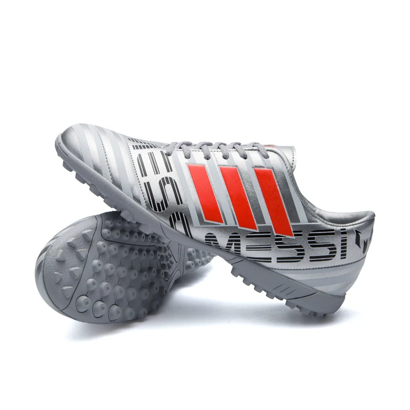 

New Outdoor Soccer Shoes Men Futsal High Top Soccer Cleats Adults Magista TF Football Shoes for Boys Kids Football Boots Ankle
