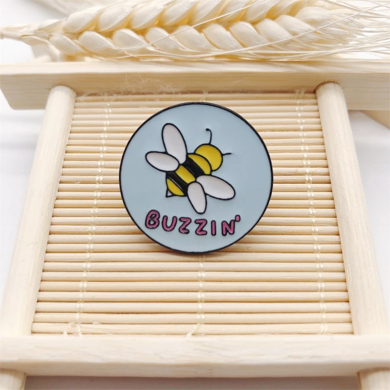 Милая бабочка медовая пчела Эмаль Булавка круглый значок насекомое ювелирные