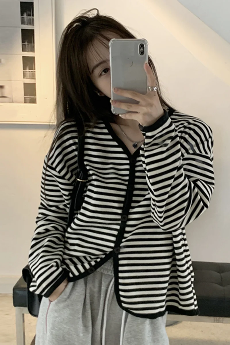 Striped Coat Women's Wear Early Spring and Autumn Thin Style Versatile 2021 New Korean Loose Student Small Man |