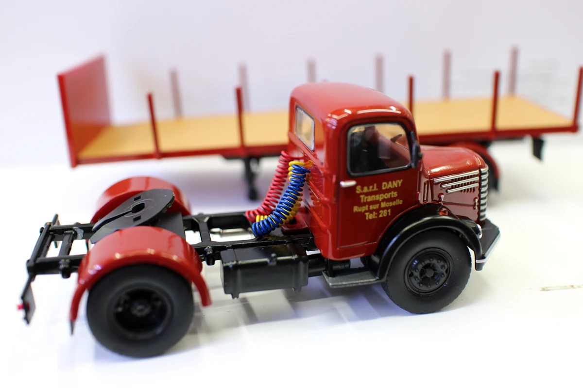 Ixo alтая весы 1/43 Грузовик Трейлер Винтаж UNIC ZU 42T 1956 DANY транспортирует деревянный
