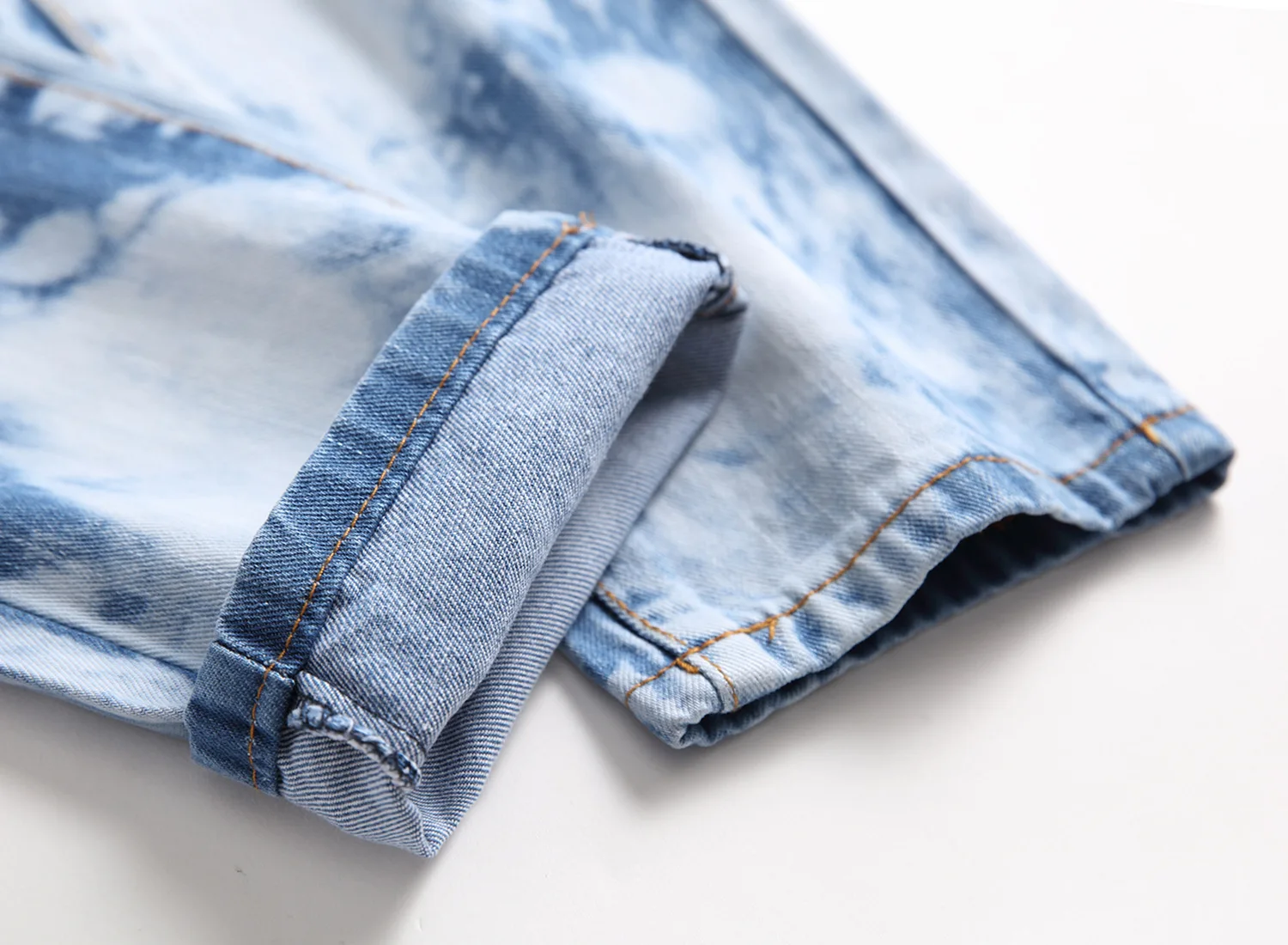 Высокие мужские джинсы стрит-стайл с дырками отбеленные Прямые повседневные