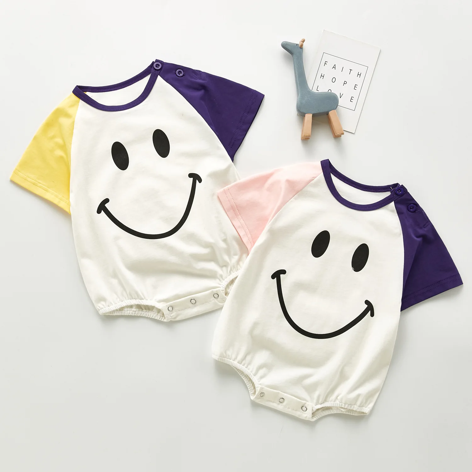 

Summer Baby Boys and Girls Cute Smile Cartoon Short Sleeved Romper