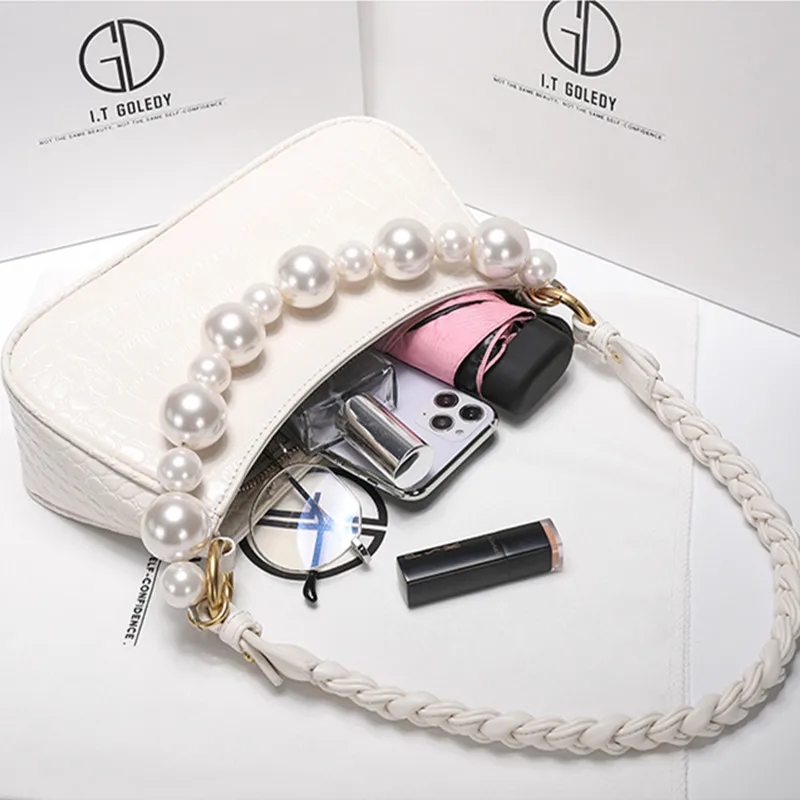 

Luxury Designer 2021 New Fashion Ladies High-quality Genuine Leather Rhombus Pearl Chain Baguette Bag Crossbody Shoulder Bag Cc