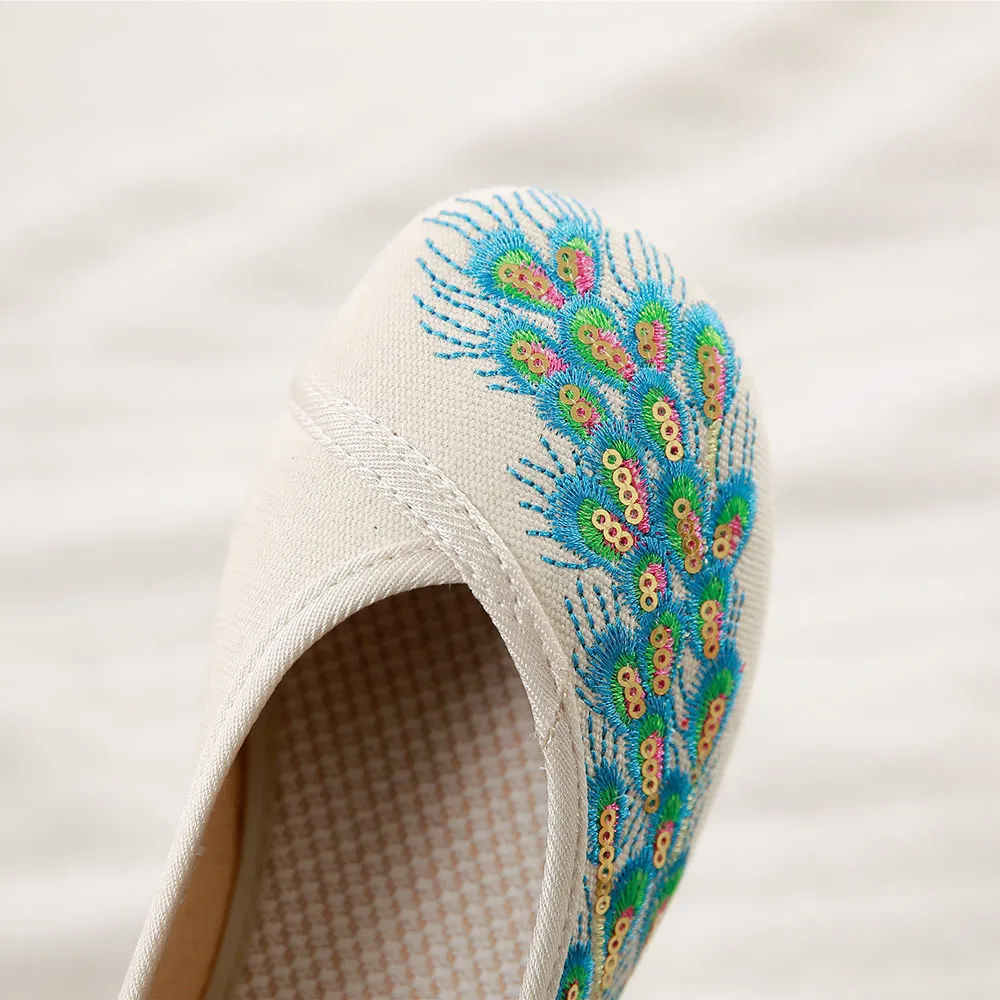 Женские балетки ручной работы Veowalk на плоской подошве с блестками и вышивкой