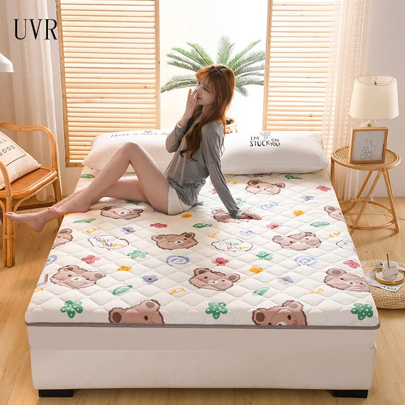 

UVR Four Seasons Mattress Student Dormitory Single Foldable Soft Mattress Princess Room Tatami Cartoon Mattress Bedspread