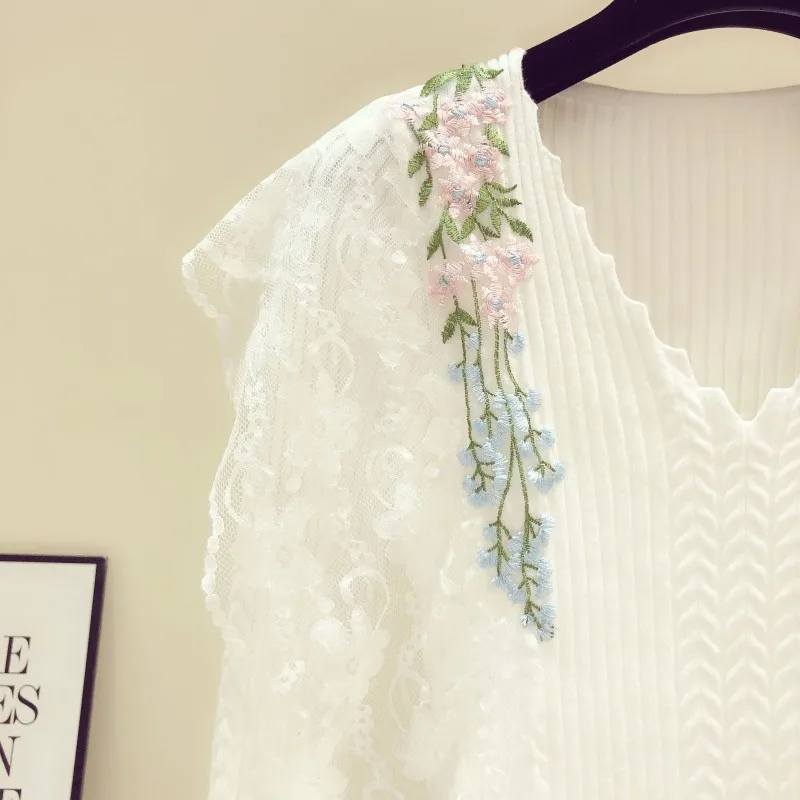 Autumn/Winter Floral Swerter Women 2019 New Lace Stitched Long-sleeved Knitted Top Sweet Embroidered Flower Sweater Girls | Женская