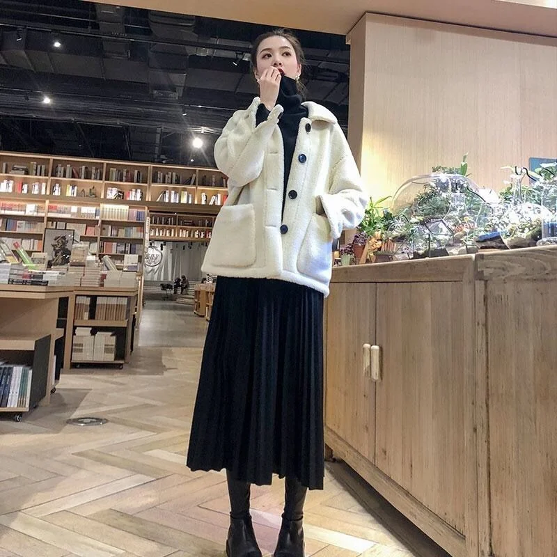 Women 2022 Autumn Winter New Real Sheep Shearling Fur Coats Female Natural Wool Fur Outwear Lamb Fur Jackets Abrigo Mujer X92