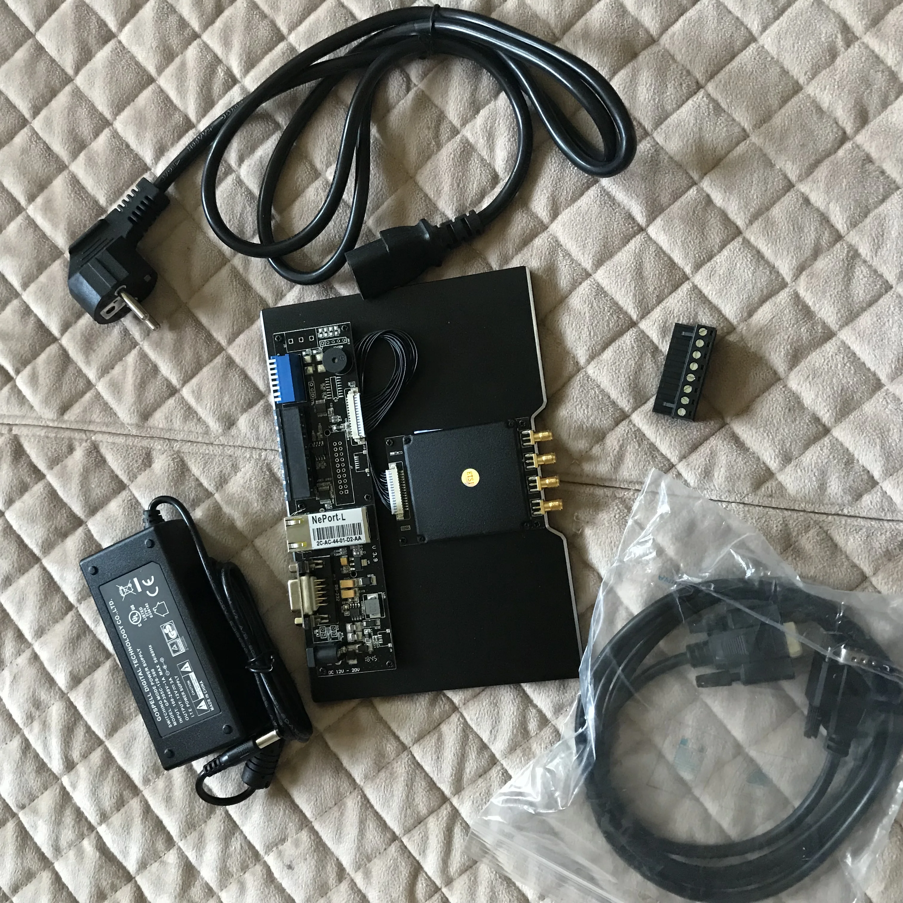 860 960 МГц 4 портовый модуль считывания UHF RFID работает на чипе Impinj R2000|module board|module