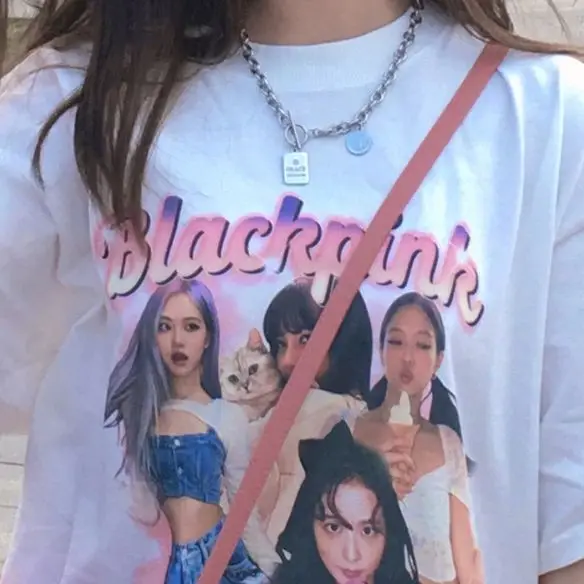 

Black Pink Summer Harajuku Streetwear Spray Pattern Loose Round Neck Short Sleeve Men And Women Hip-Hop Fashion T-Shirt Women