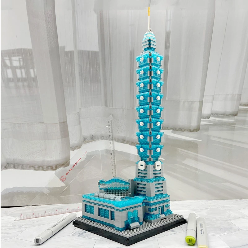 

YZ World Creative Architecture Taipei 101 Building Financial Center 3D Model Building Blocks Kit Mini Bricks Toy for Kids Gifts