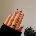 24 шт. накладные ногти в черную полоску телесного миндаля с клеем носимые Модные накладные ногти с длинными волнами накладные ногти Накладка для маникюра