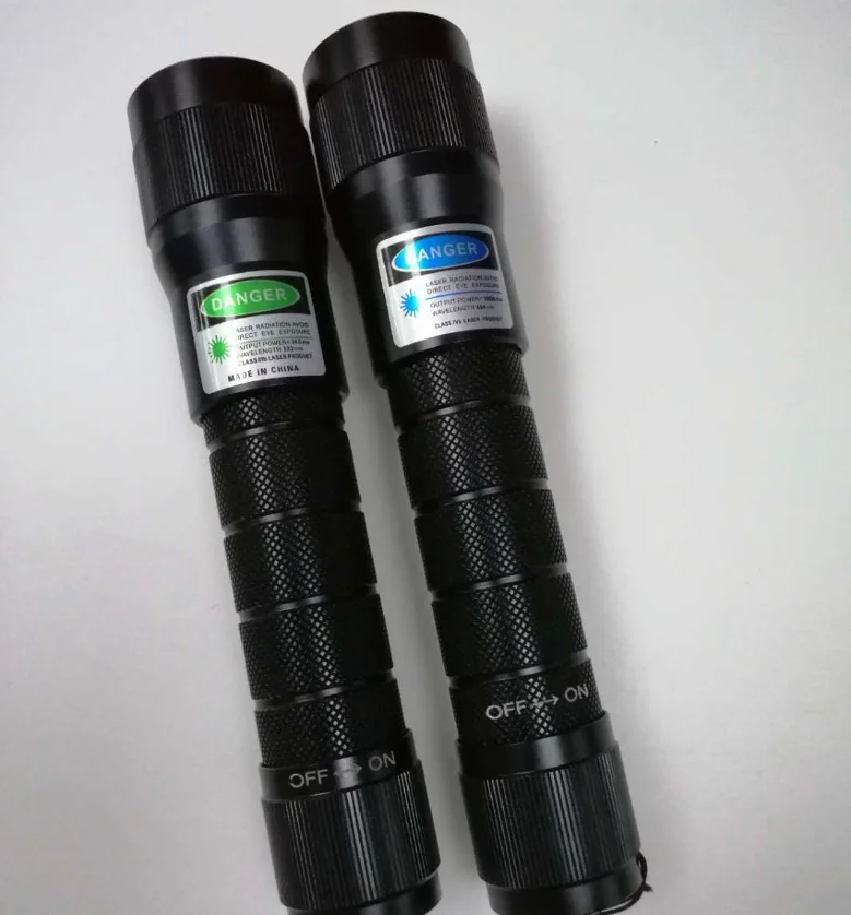 

Adventure Diving Waterproof green Laser pointer 532nm 50000m Light Green Outside The Underwater Guide Light Flashlight Signal
