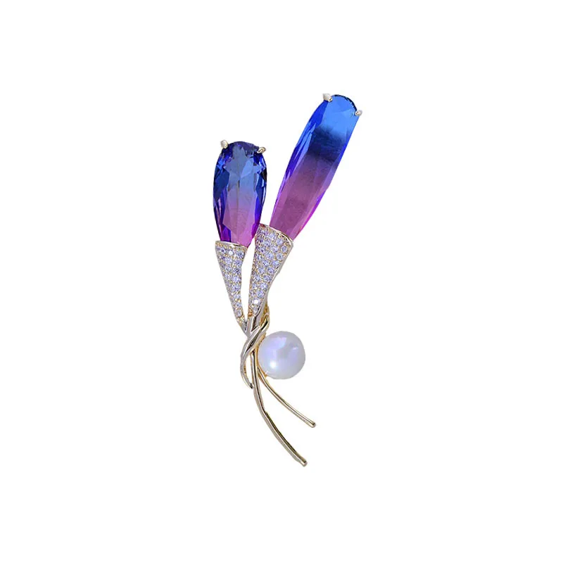 

Dazzle colour tourmaline glass corsage, electroplating gold leaf zircon brooch suit deserve to act the role of