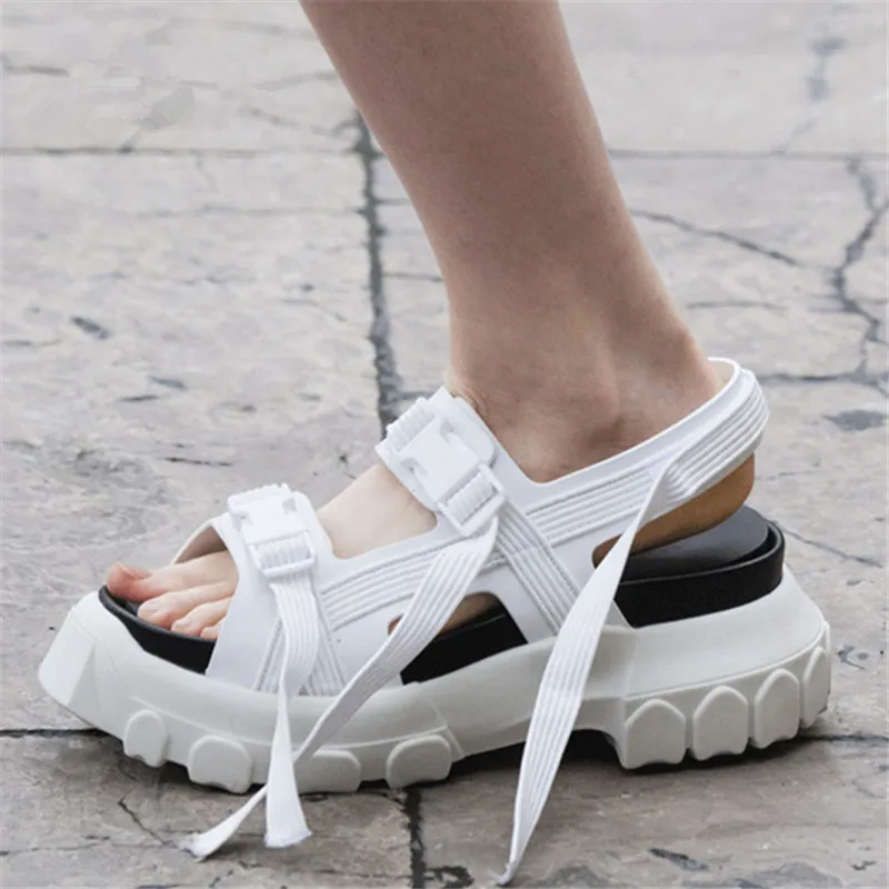 Сандалии женские на платформе зеленые повседневные туфли мягкая подошва пляжные