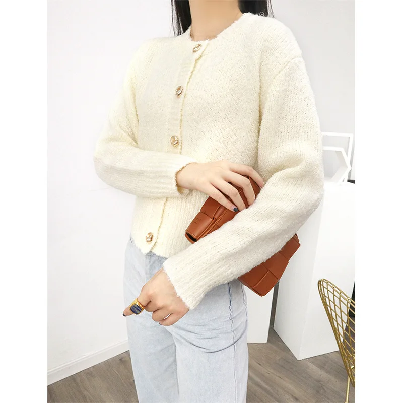 

Женский трикотажный кардиган с круглым вырезом, с золотыми цветами