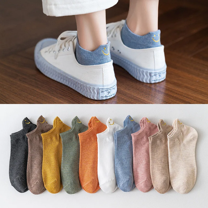 

5PCS Low Tube Cartoon Socks Smiley Face Funny Harajuku Women Kawaii Cute Happy Streetwear Cotton Women Socks