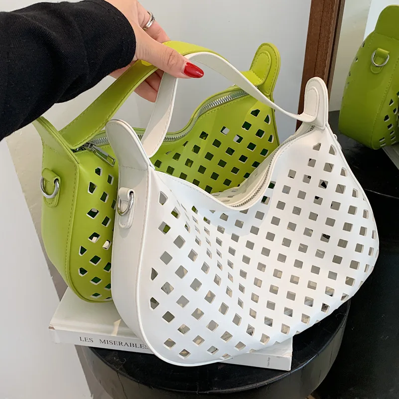 

Модные ажурные дизайнерские женские Сумки из искусственной кожи, уличная дамская сумочка на молнии с полумесяцем, ретро саквояж на плечо, ж...