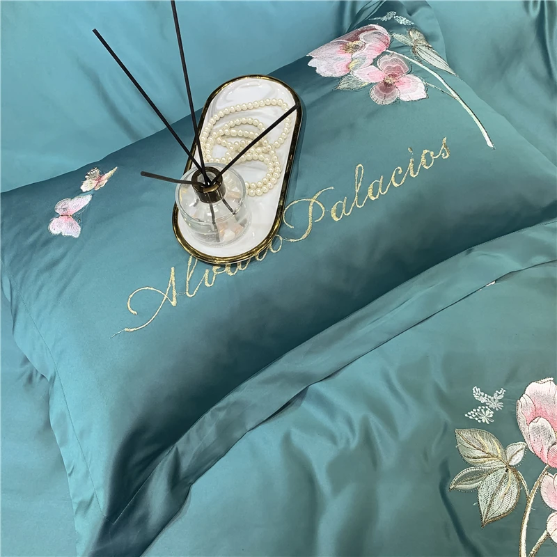 

Chinoiserie Chic Butterfly Floral Embroidery Bedding Set Satin Silk Cotton Duvet Cover Set Flat or Fitted Bed Sheet Pillowcases