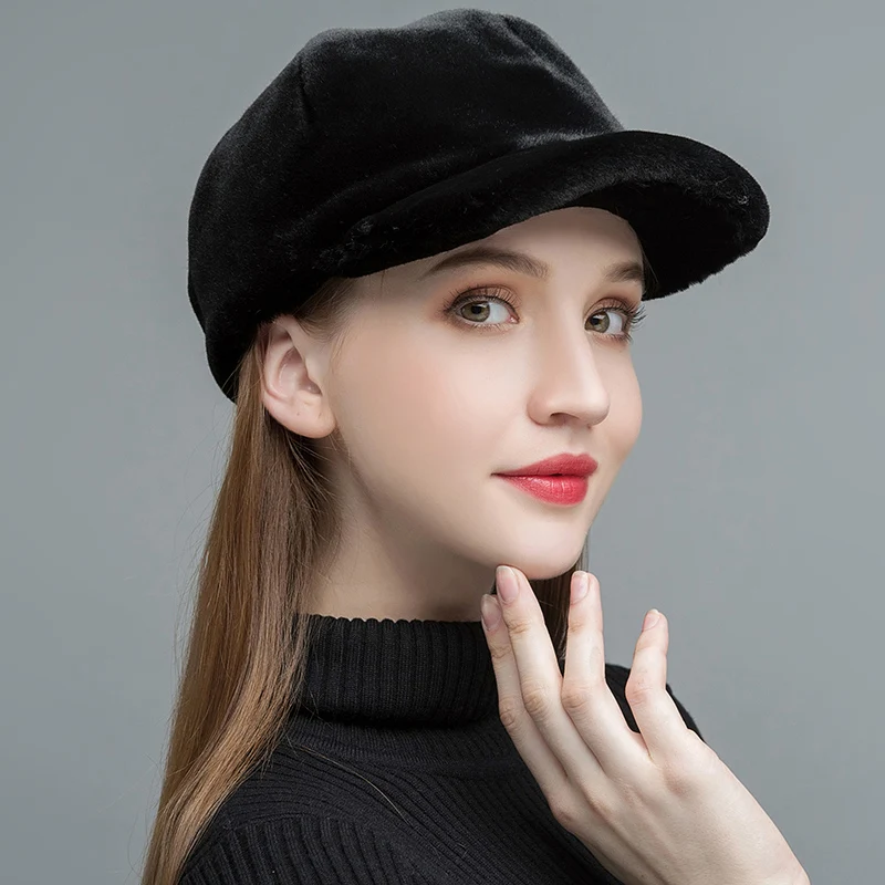 Женские меховые шляпы Gours черные из натуральной овечьей шерсти с хлопковой