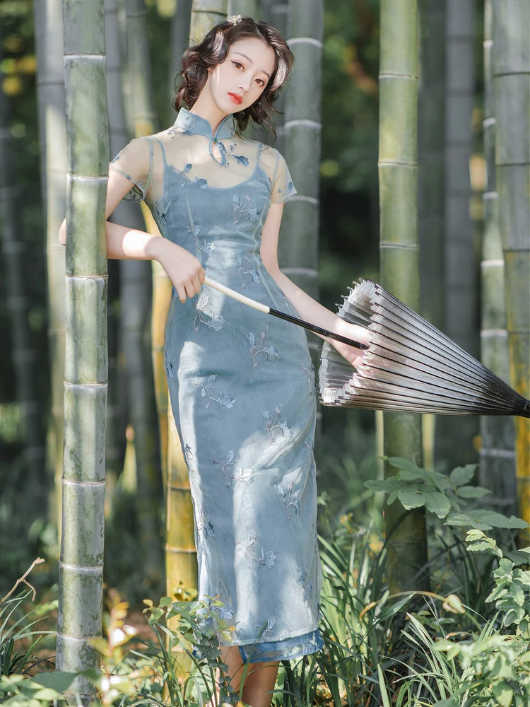 

French Chinese wind restoring ancient ways embroidery improved qipao dress dress