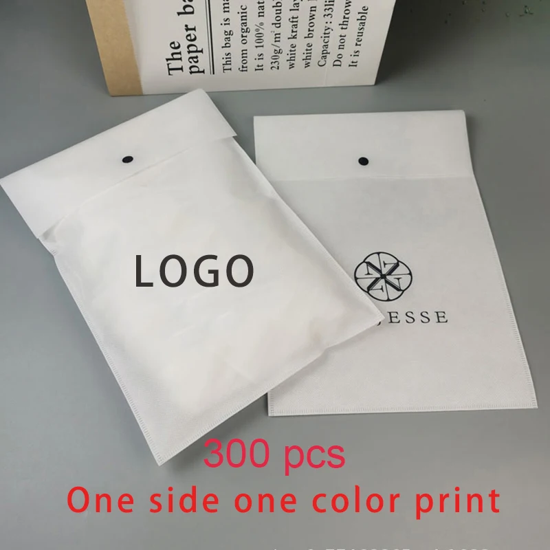 300 Pcs Logo personalizzato borsa Non tessuta riciclaggio vestiti borse per imballaggio protezione ambientale borse per la conservazione borse per regali