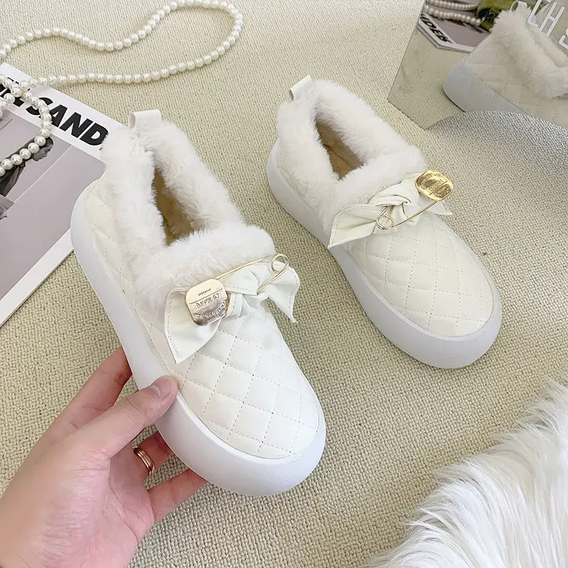 

2021 Winter New Chanel-Style Bread Shoes Women Bottom Fashion Rhombus Comfortable Velvet Warm One Pedal Cotton Bow Metal Buckle