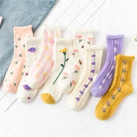 2 pairs small flower fashion trendy mid calf length female cotton socks