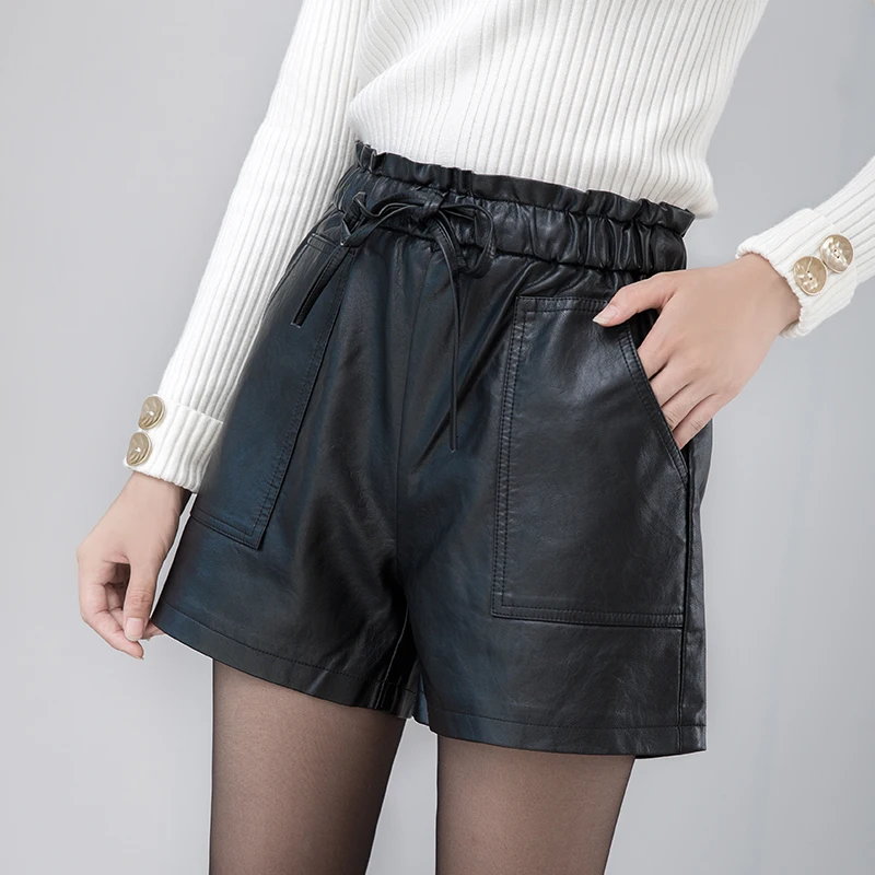 

Новые повседневные и универсальные стильные осенне-зимние шорты из искусственной кожи с тонкой и свободной талией для женщин, широкие шорт...