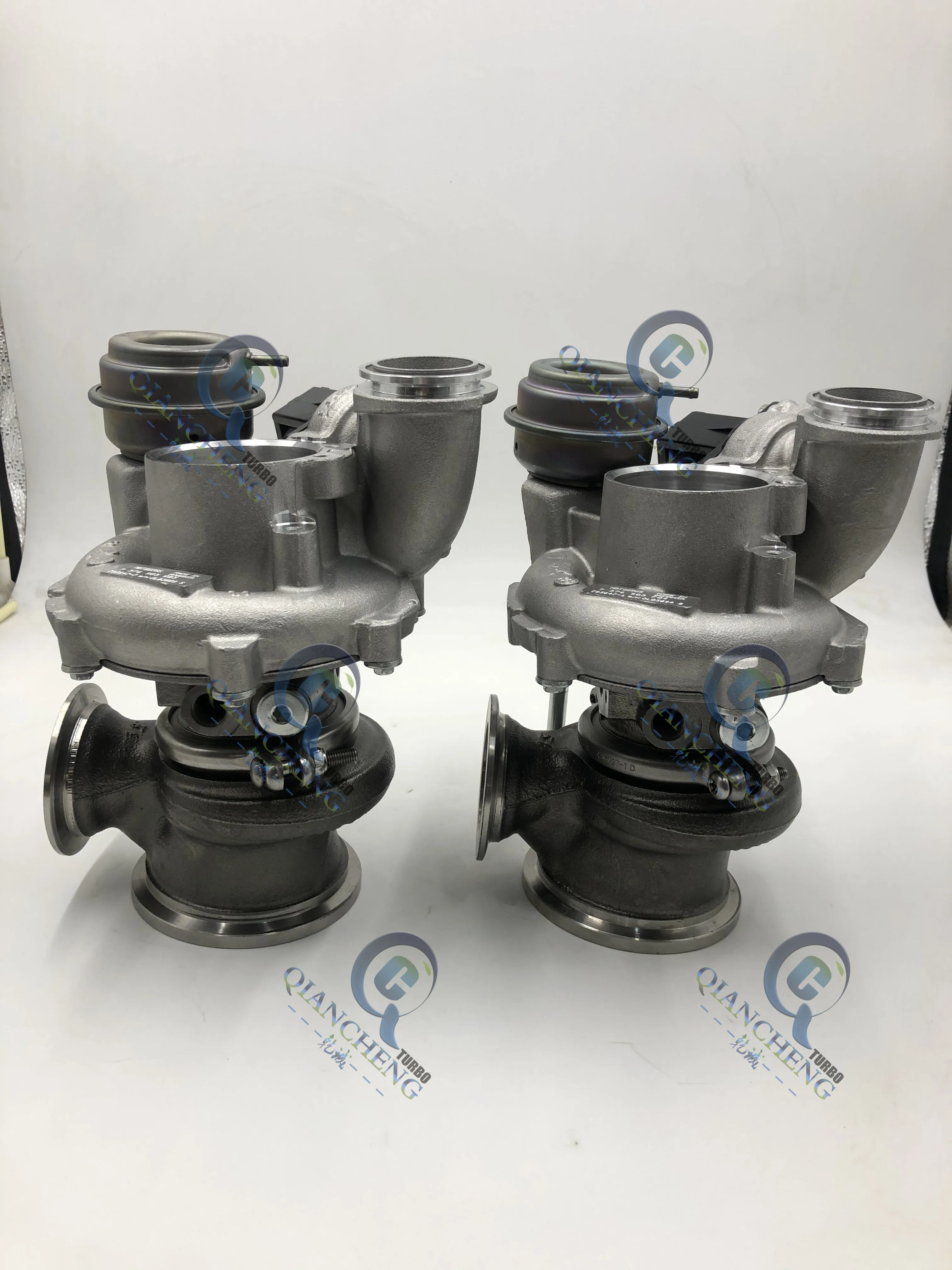 

Twin Turbos MGT2256S 793647-7 793647-1 for BMW 5 Series 550i 550iX 7 Series 750i 750ix 750lix E53 E70 E71 E83 4.4T V8 TURBO