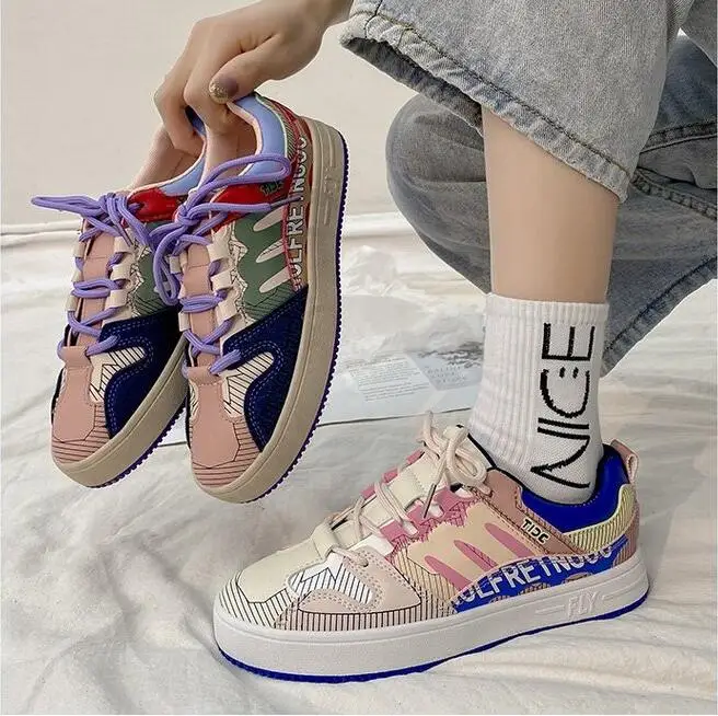

New Women's walking shoes Fashion Light Sport Shoes Breathable Chunky Sneakers Platform Flat Comfortable Outdoor Ladies Shoes