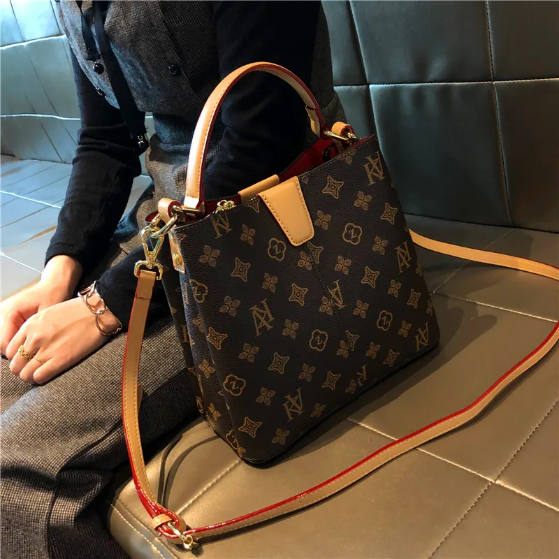 

Women Luxury Fashion Genuine Leather Bucket Bags 2021 Casual Large Capacity Handbags High-quality Ladies Shoulder Crossbody Sac