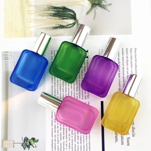 10 шт. Красочный 30 мл стеклянный флакон для духов с распылителем мини многоразовый пустой дорожная бутылка с распылителем косметический контейнер